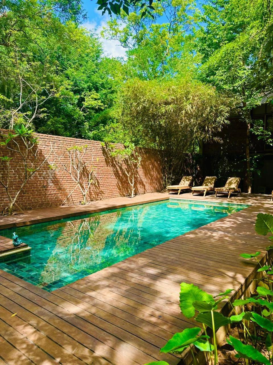 Varanya By Regus ฮาบารานา ภายนอก รูปภาพ